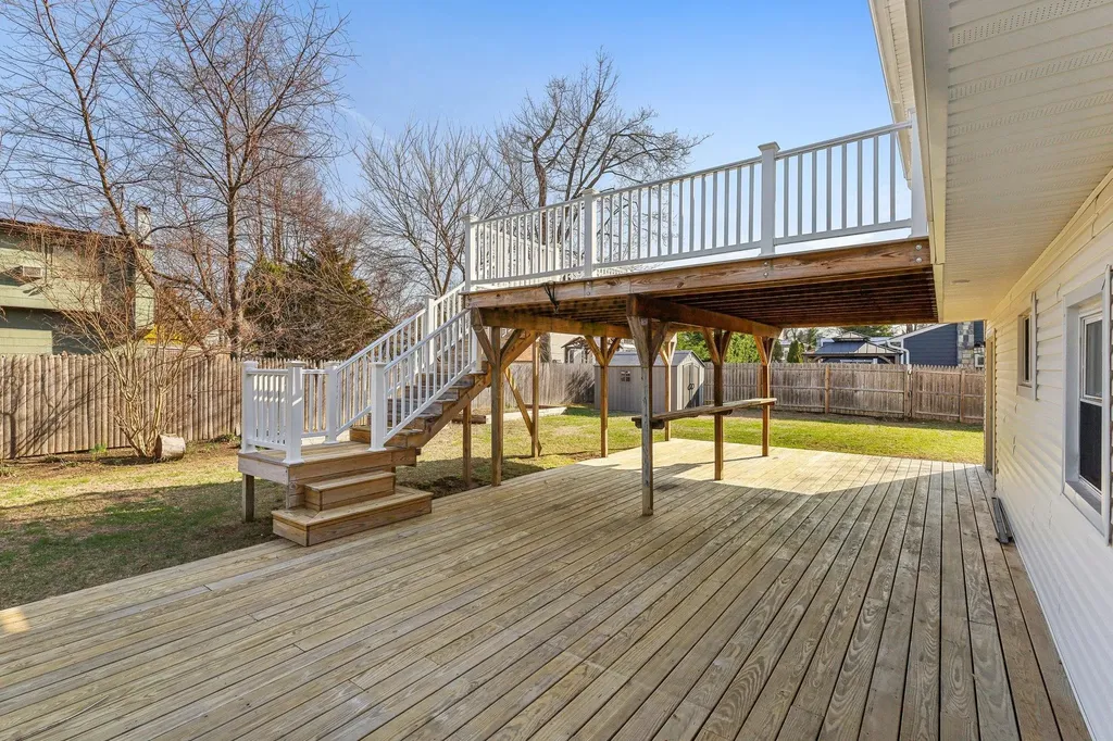 11 Dehan Street Smithtown NY 11787