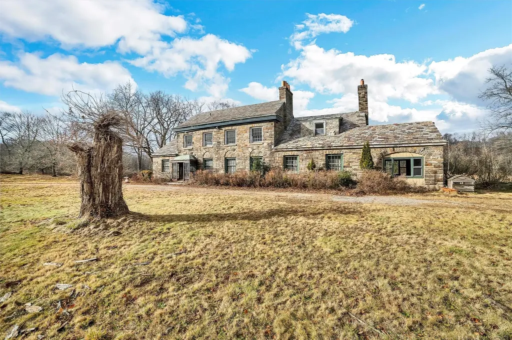 1340 Kitchawan Road Ossining NY 10562