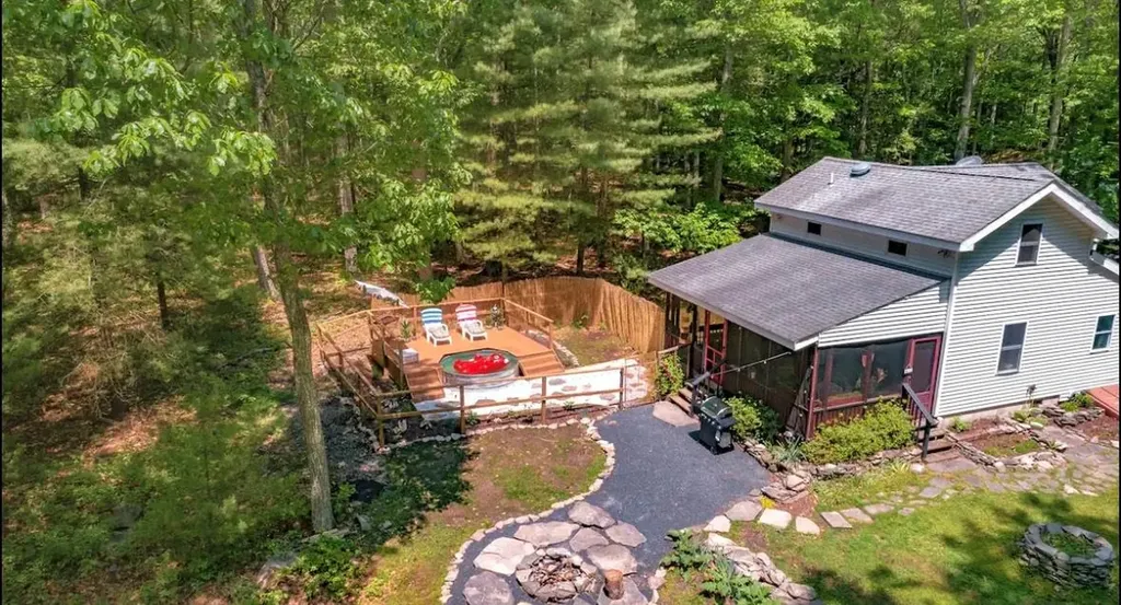 27 Newman Road Pond Eddy NY 12770