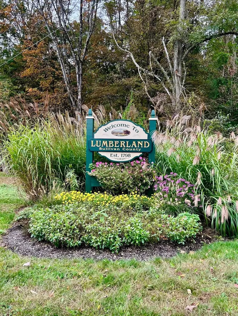 27 Newman Road Pond Eddy NY 12770