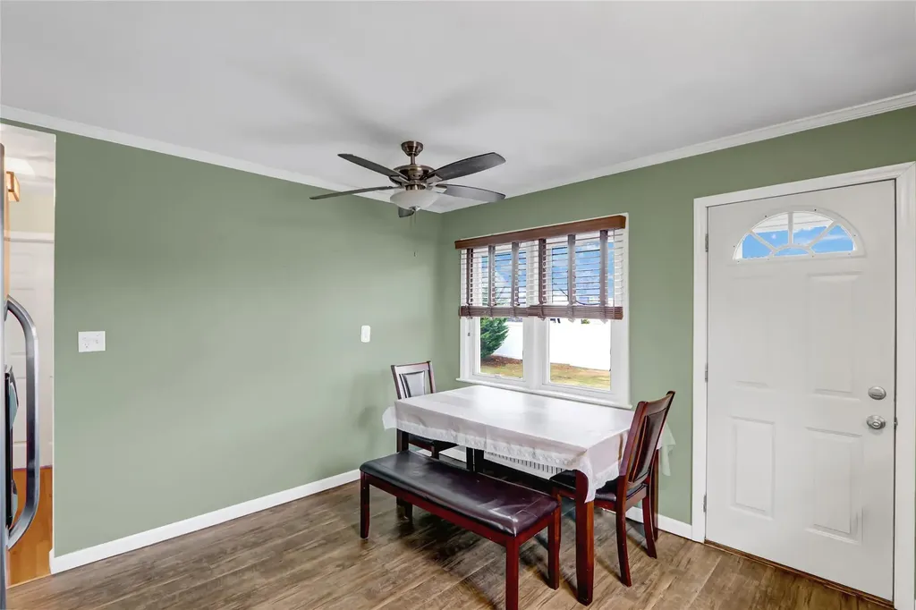 1478 Herzel Boulevard West Babylon NY 11704