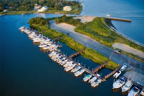 19 Holiday Boulevard Center Moriches NY 11934