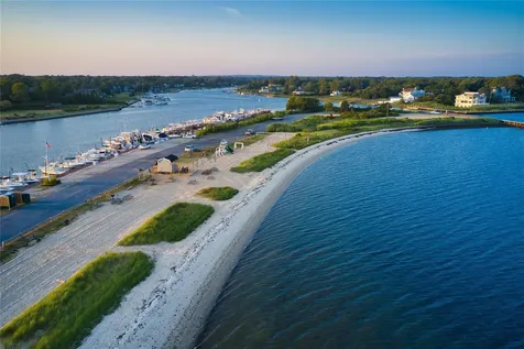 19 Holiday Boulevard Center Moriches NY 11934