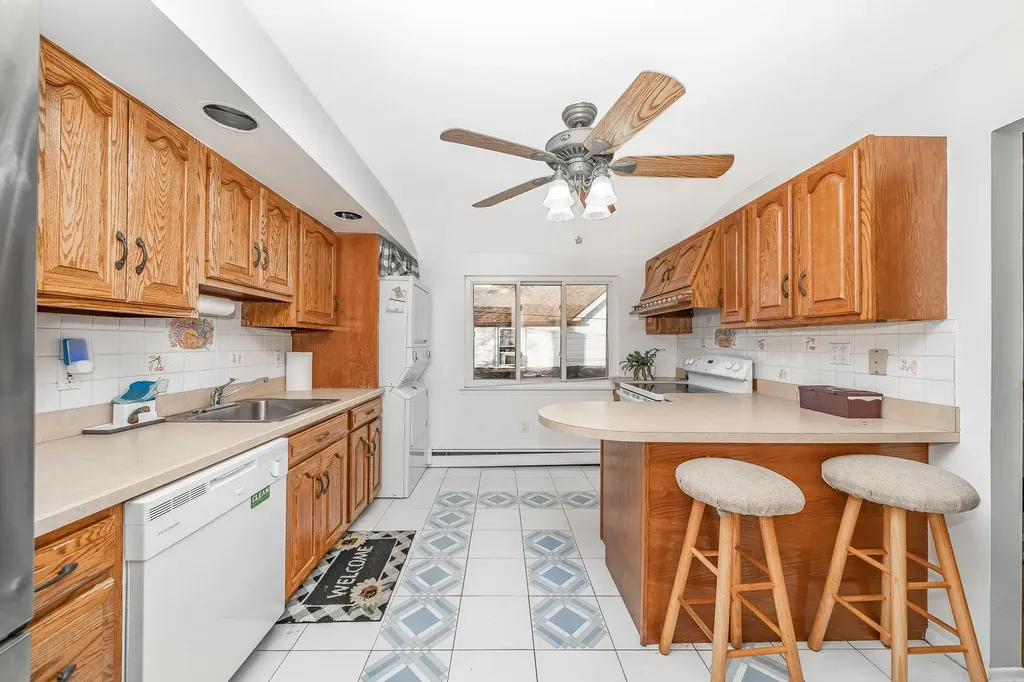 409 Broadway Bethpage NY 11714
