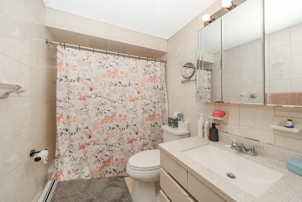 409 Broadway Bethpage NY 11714