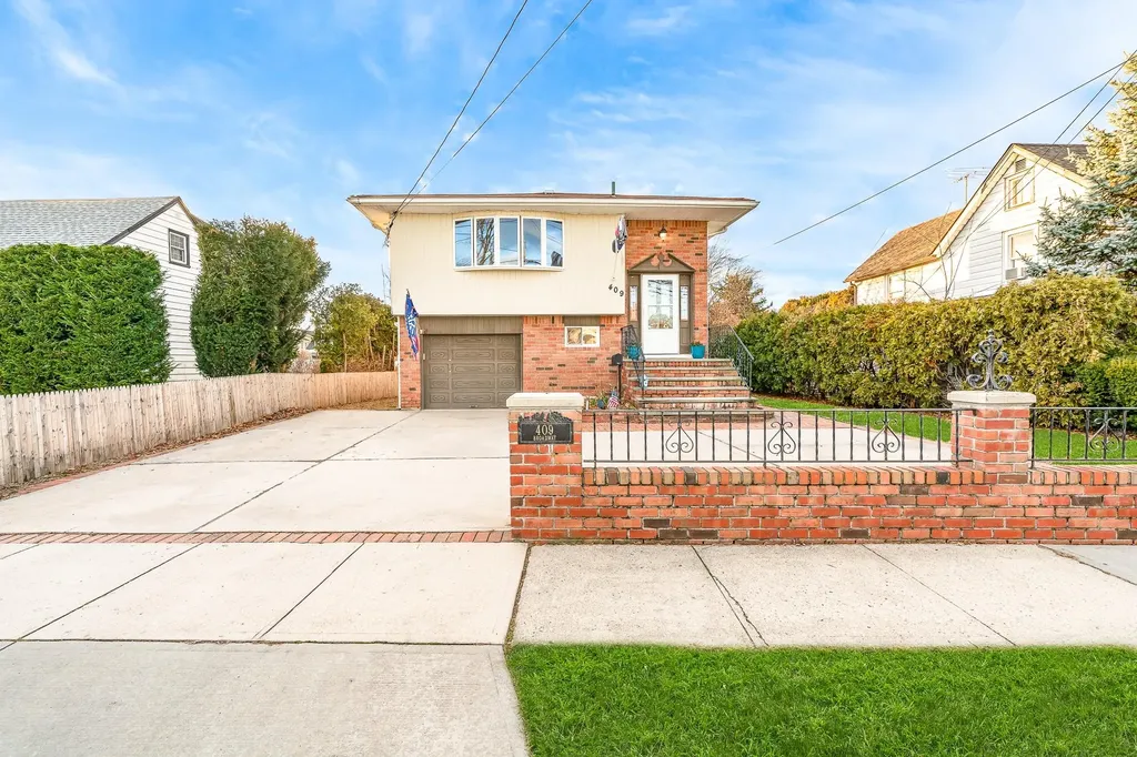 409 Broadway Bethpage NY 11714