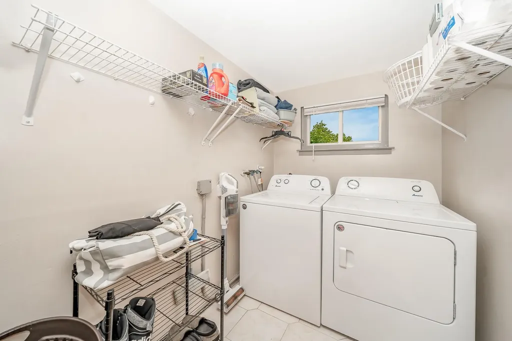 409 Broadway Bethpage NY 11714