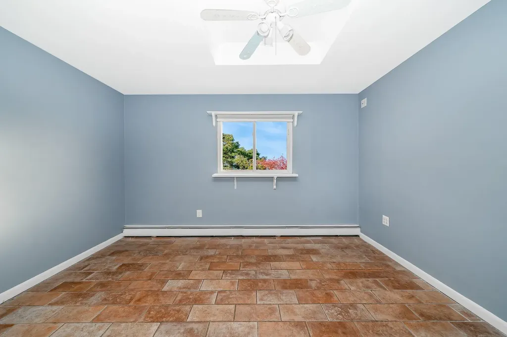 409 Broadway Bethpage NY 11714