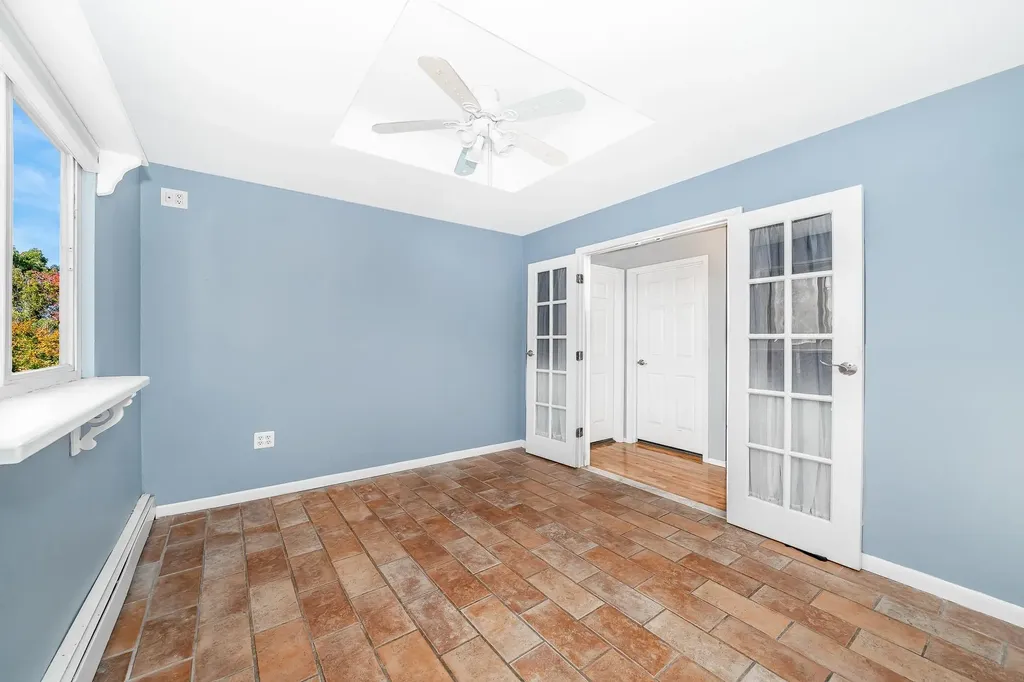 409 Broadway Bethpage NY 11714