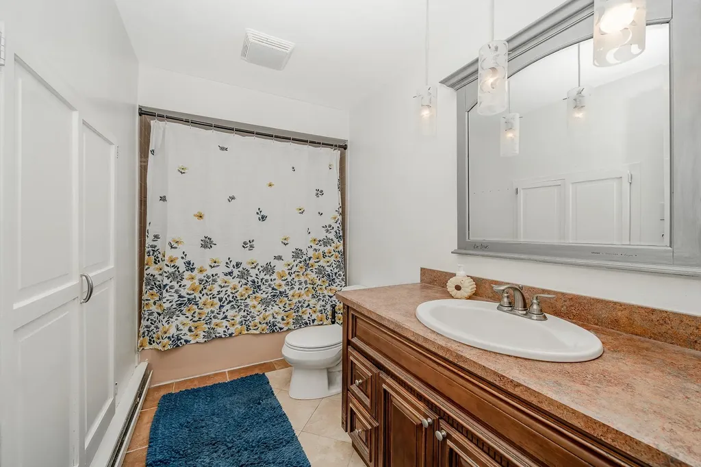 409 Broadway Bethpage NY 11714