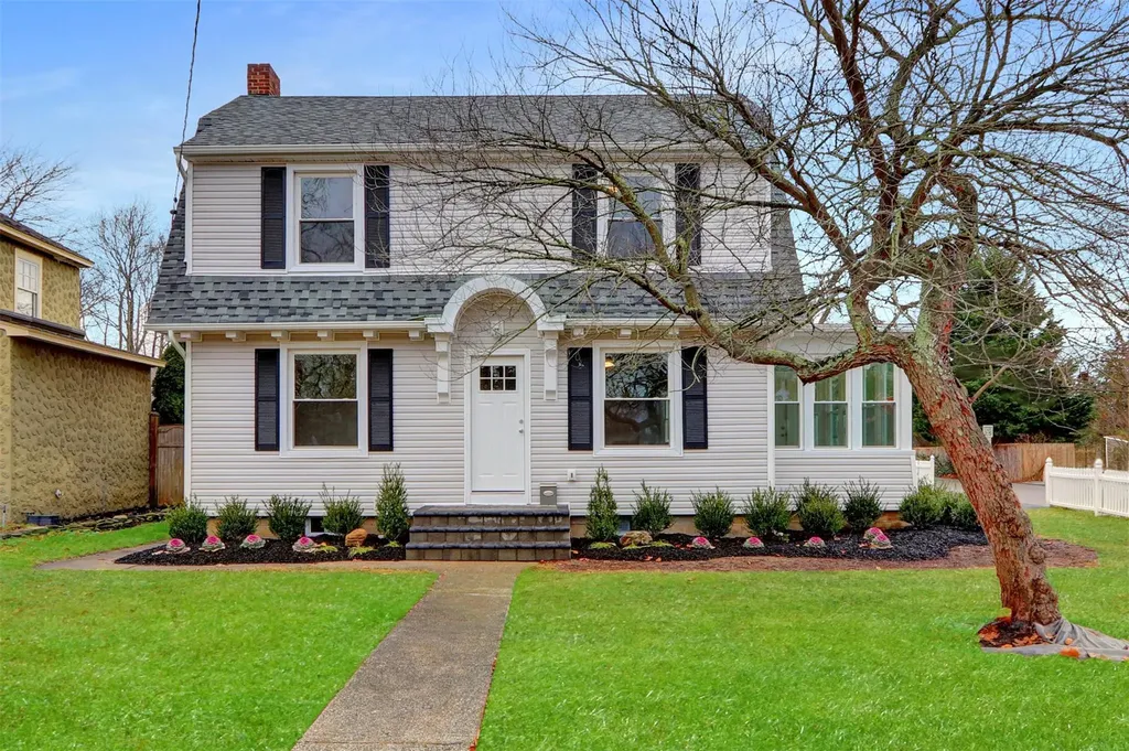 109 Jayne Avenue Patchogue NY 11772