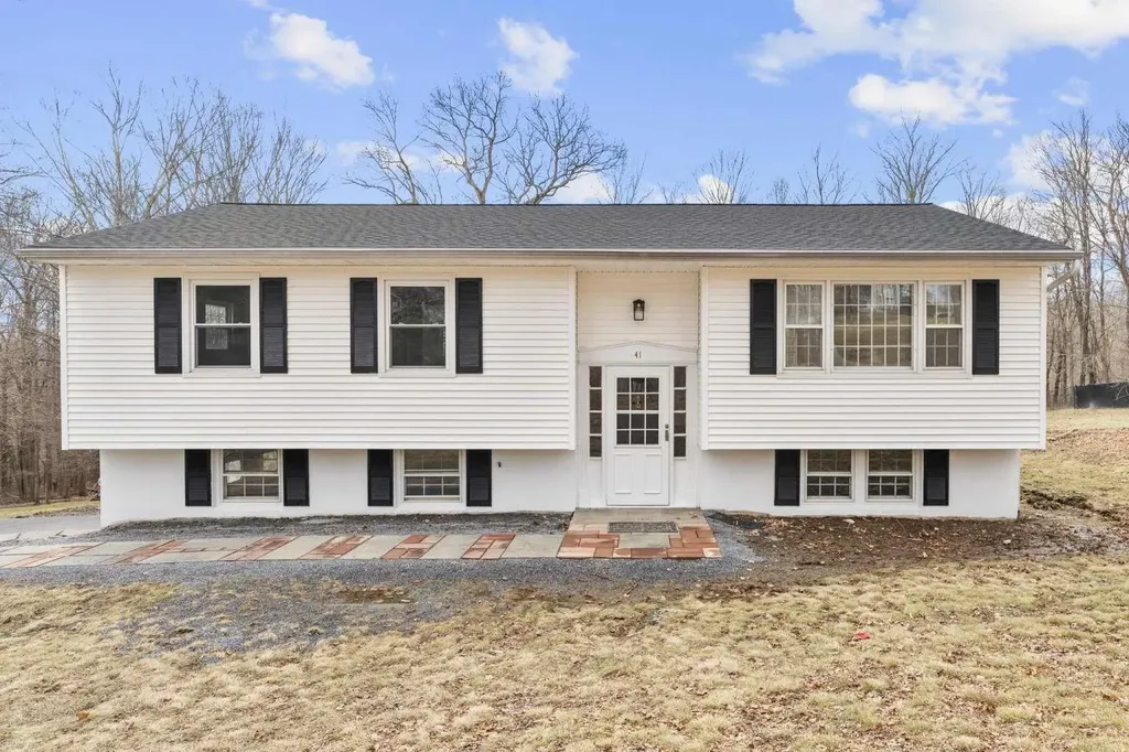 41 Martin Road East Fishkill NY 12533
