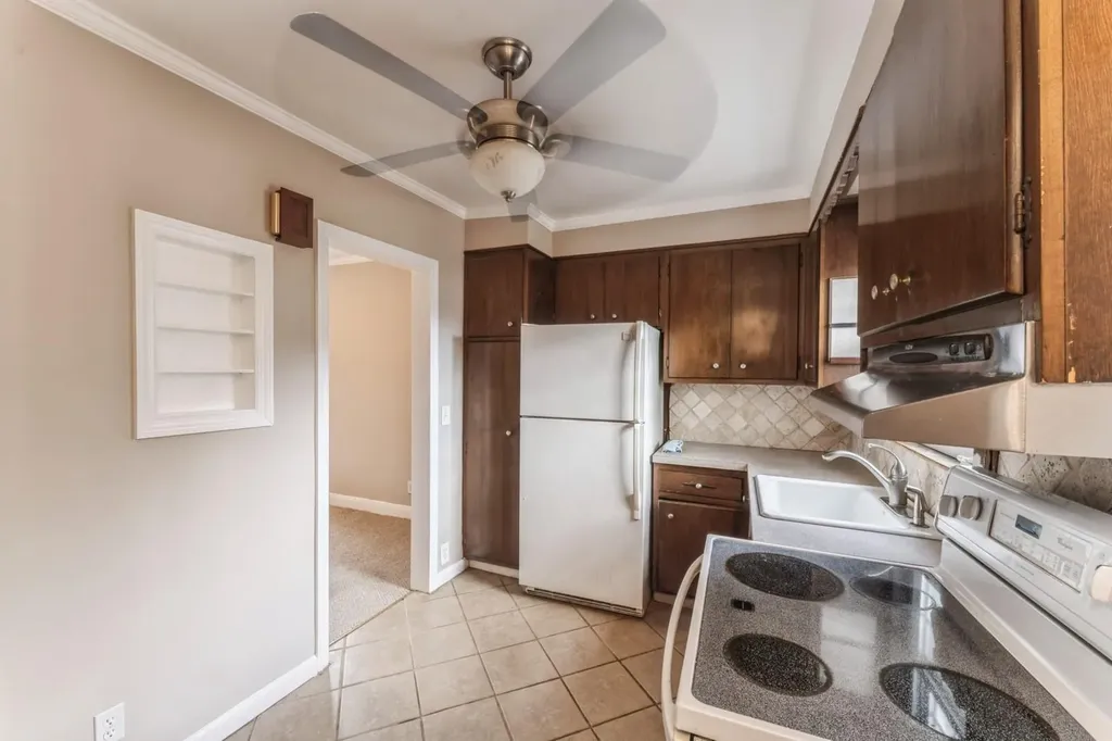654 Joy Boulevard North Baldwin NY 11510