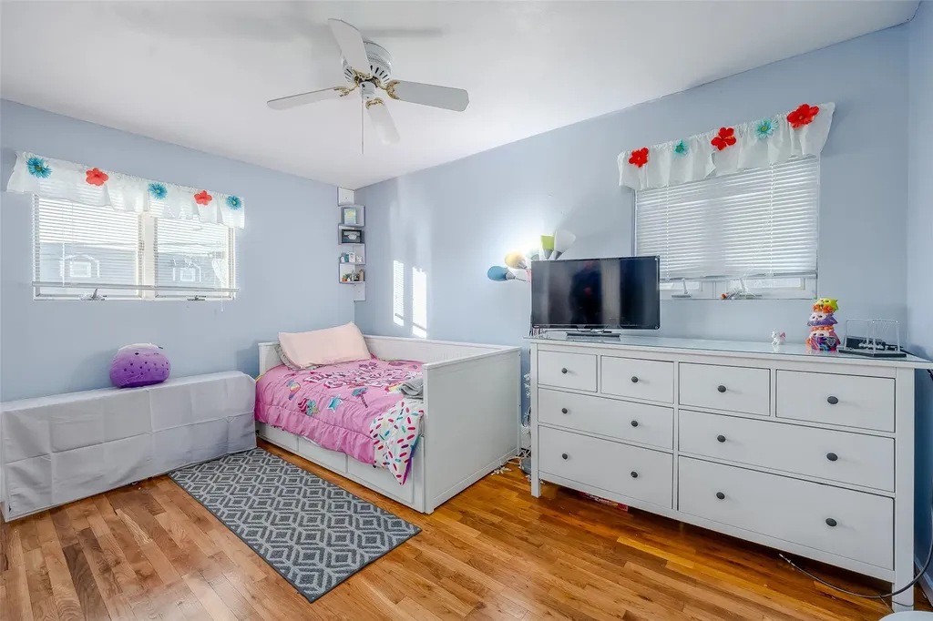 3423 Westminster Road Oceanside NY 11572
