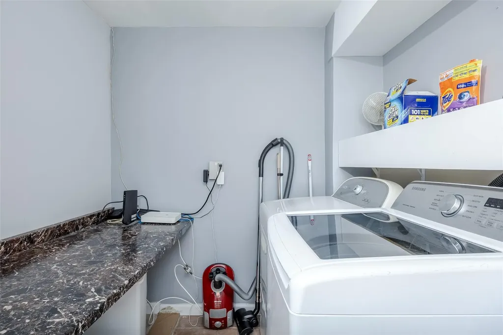 3423 Westminster Road Oceanside NY 11572