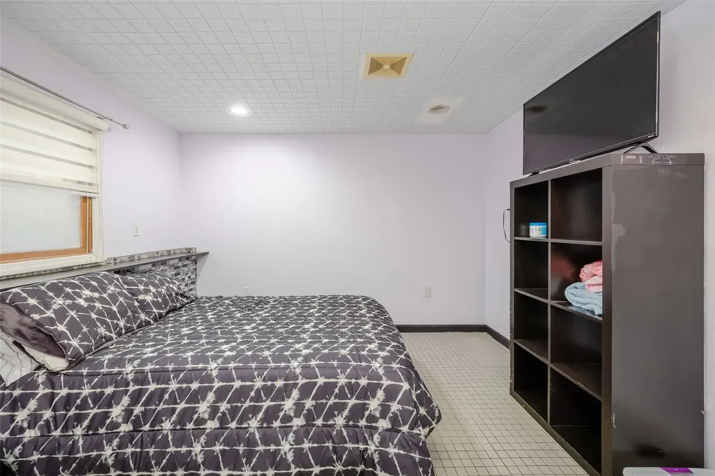 3423 Westminster Road Oceanside NY 11572