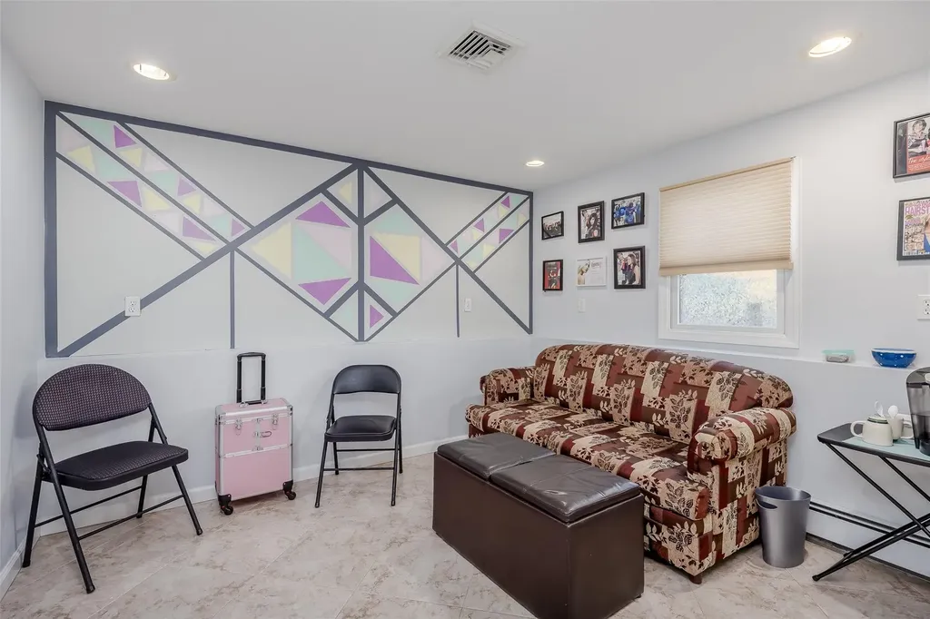 3423 Westminster Road Oceanside NY 11572