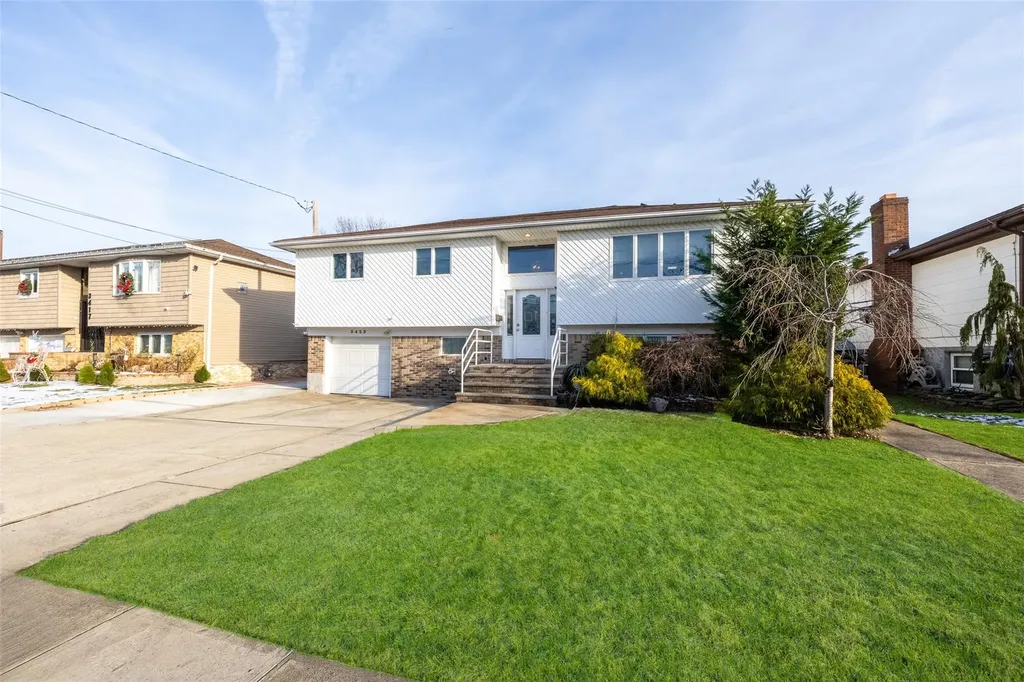 3423 Westminster Road Oceanside NY 11572