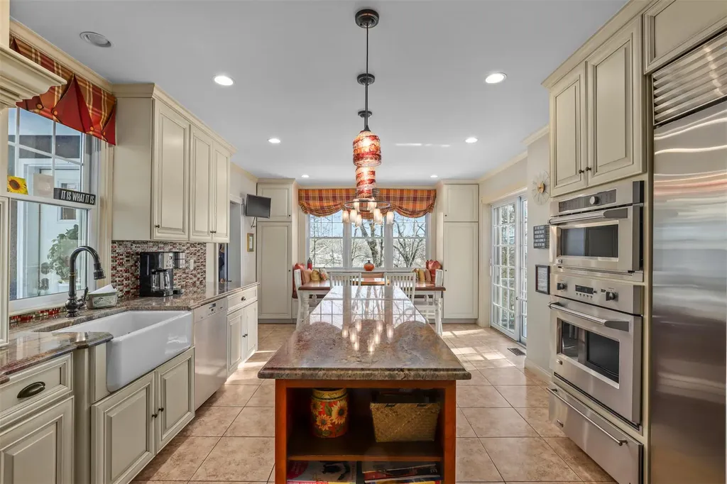 79 Manchester Drive Mount Kisco NY 10549