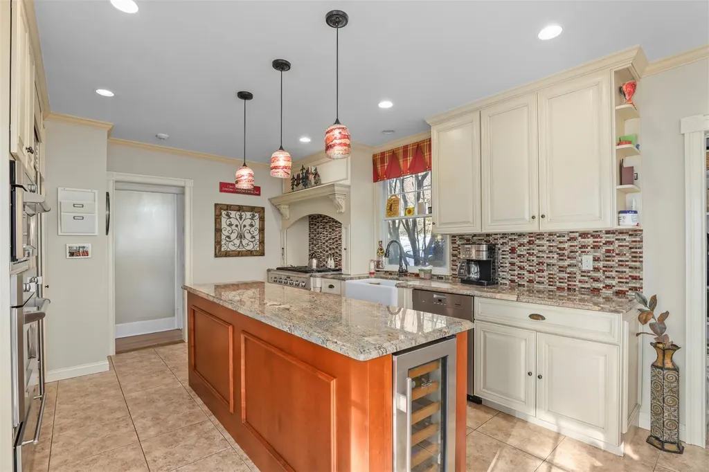 79 Manchester Drive Mount Kisco NY 10549
