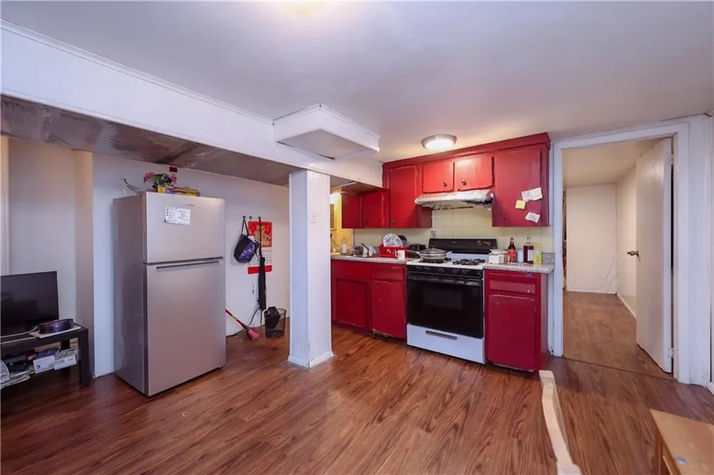 1925 62nd Street Brooklyn NY 11204