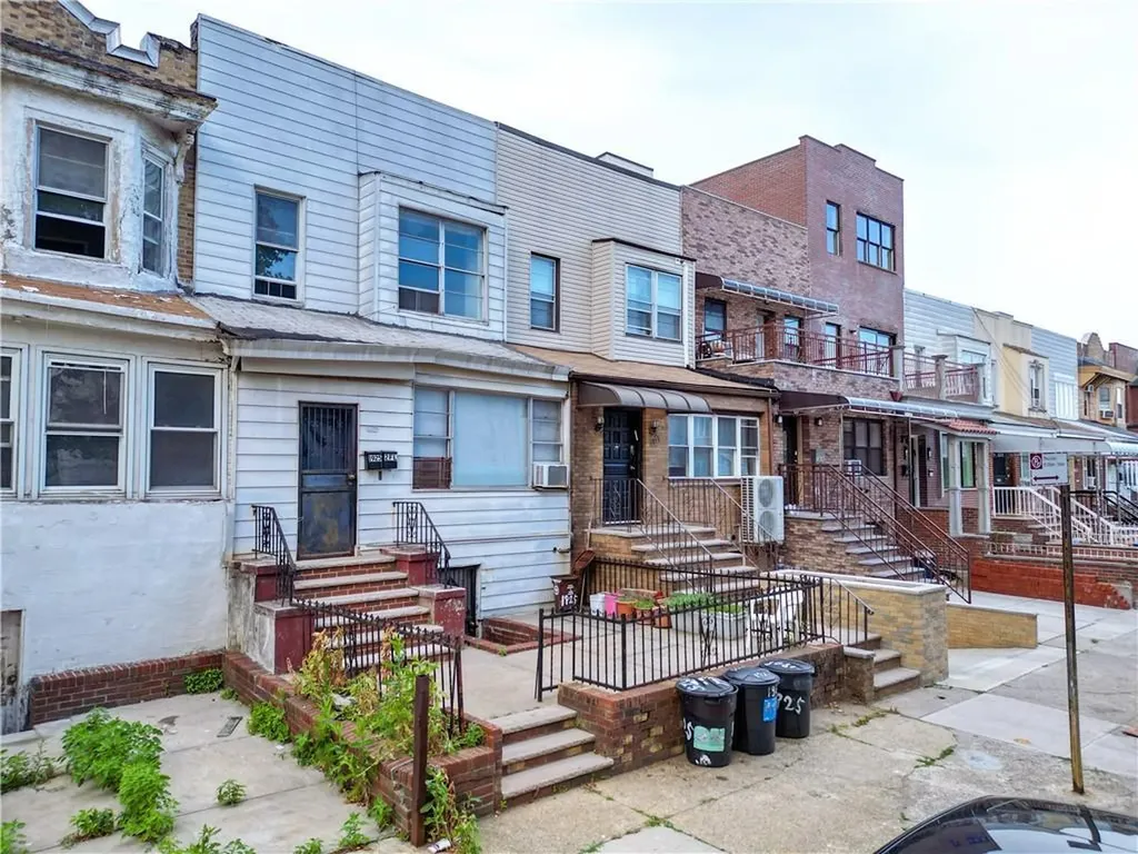 1925 62nd Street Brooklyn NY 11204