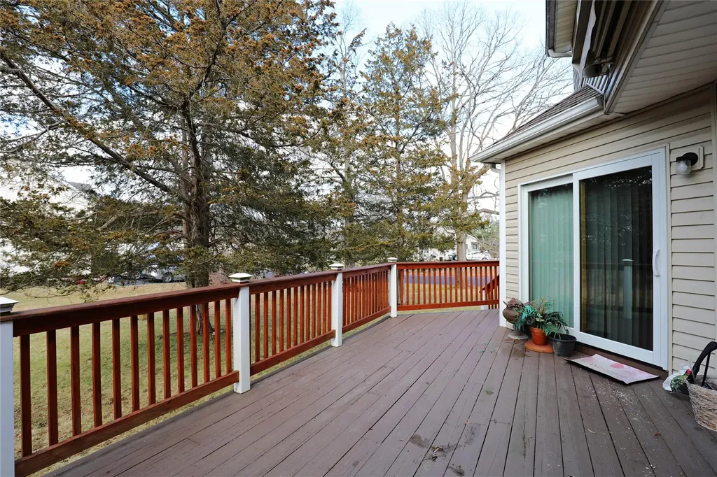 29 Deer Run Road Kingston NY 12401