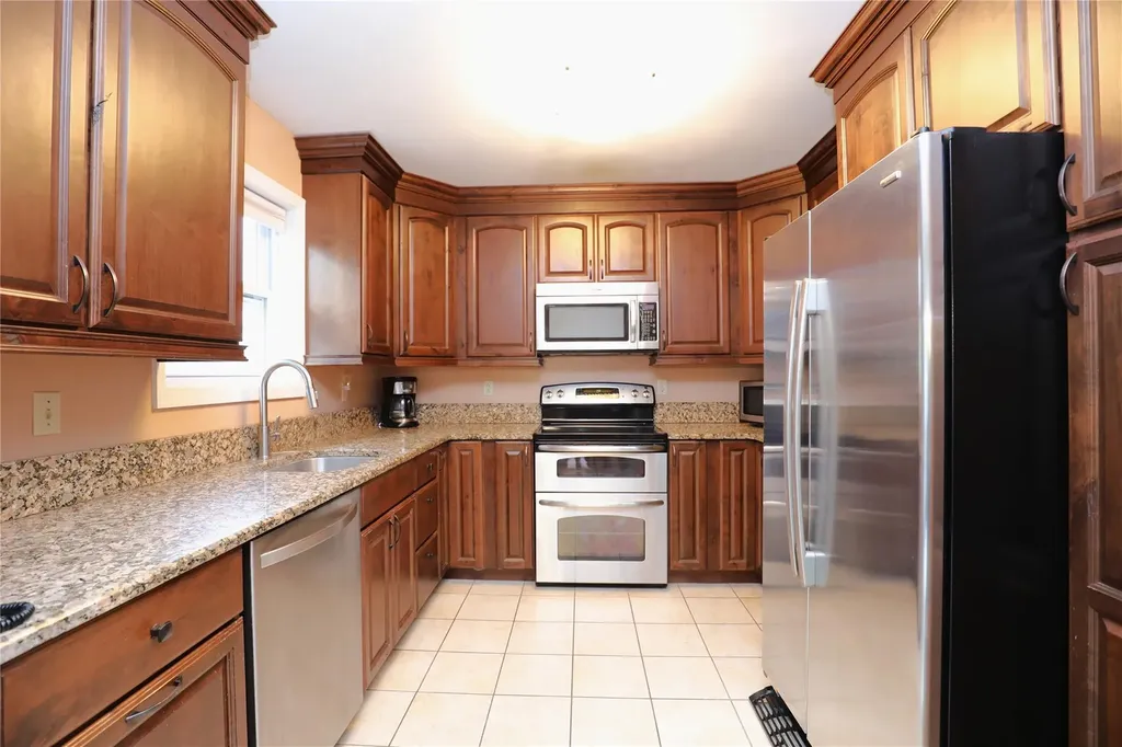 29 Deer Run Road Kingston NY 12401