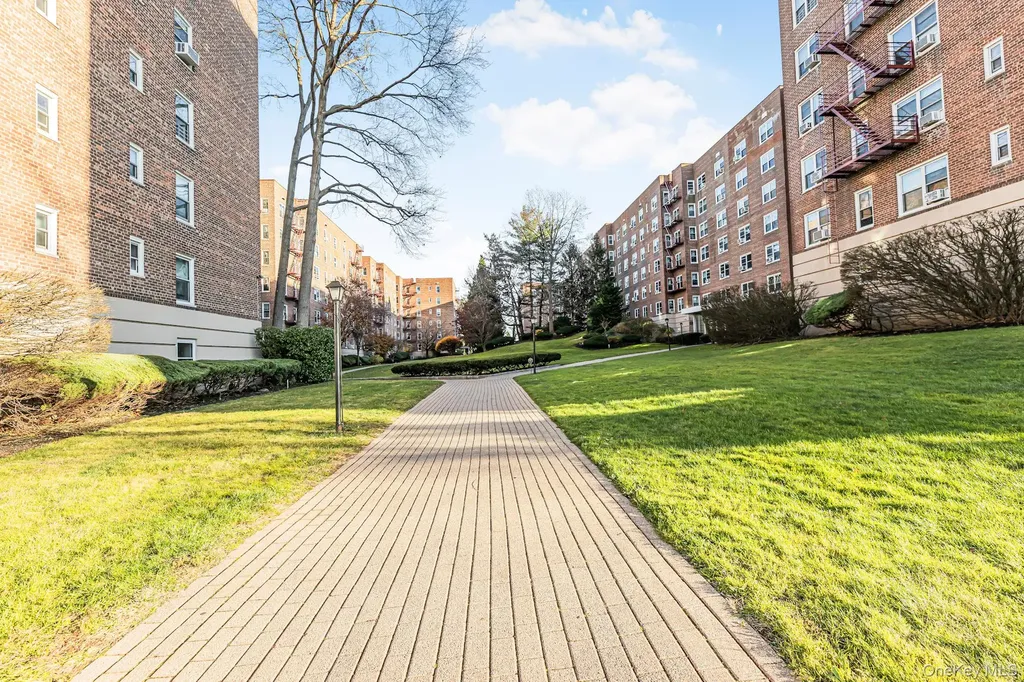 1300 Midland Avenue Yonkers NY 10704