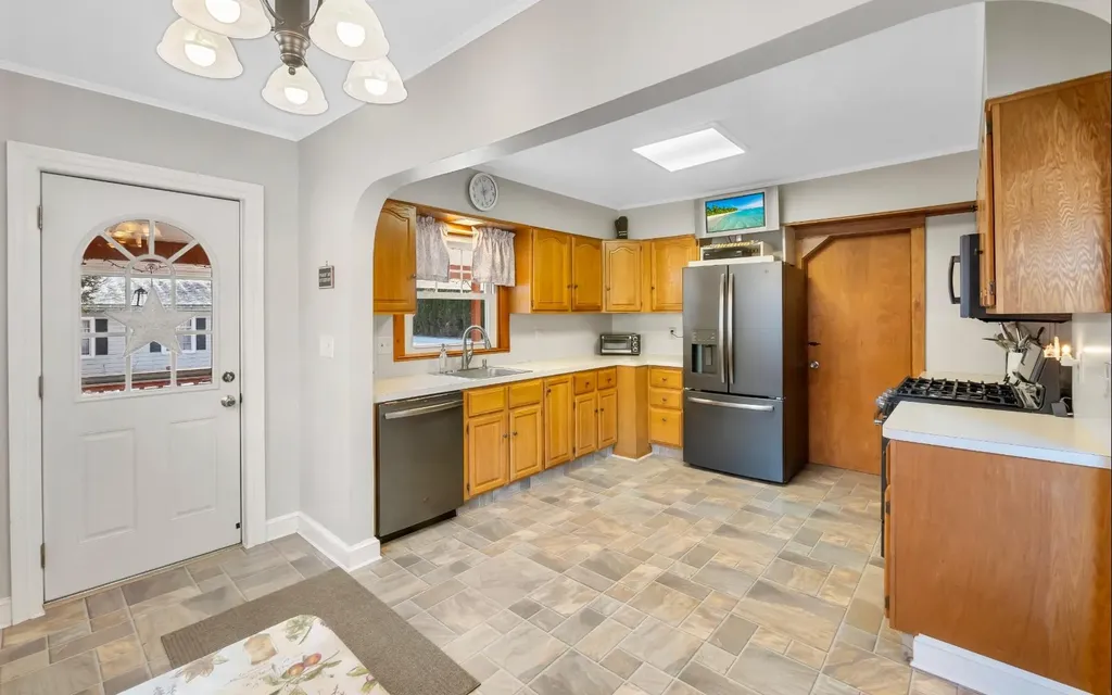 2 Chadick Place Suffern NY 10901