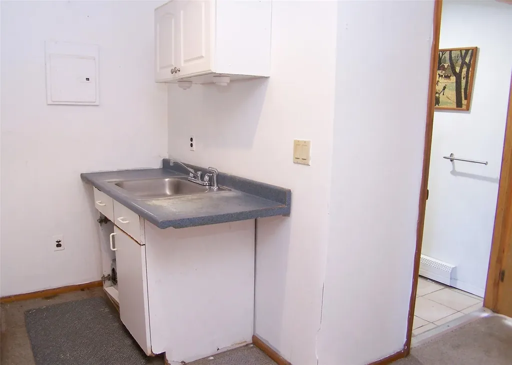 2 Wren Lane Coram NY 11727