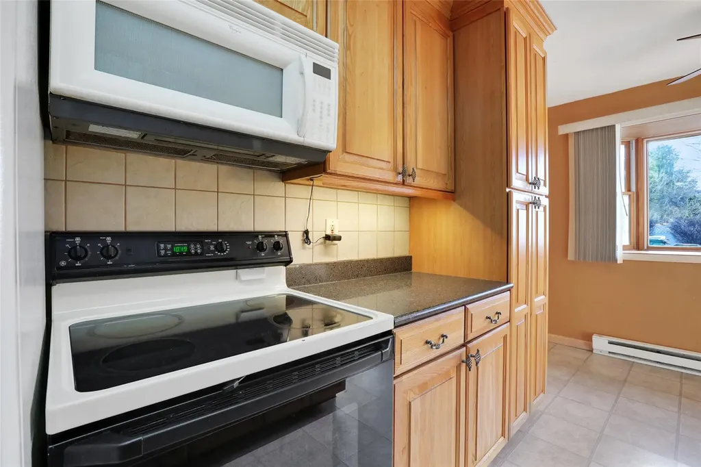 39 Roundtree Court Beacon NY 12508