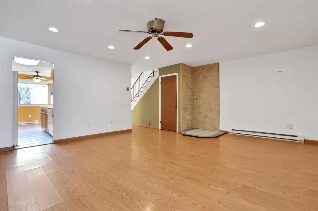 39 Roundtree Court Beacon NY 12508
