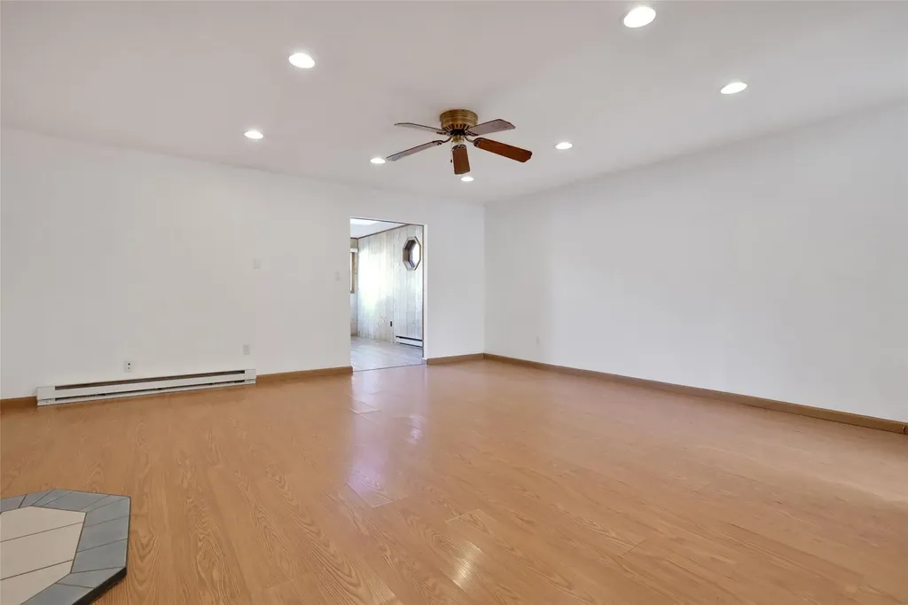 39 Roundtree Court Beacon NY 12508