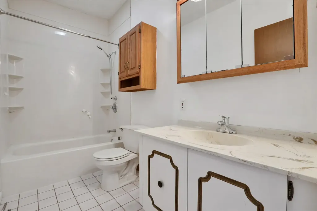 39 Roundtree Court Beacon NY 12508