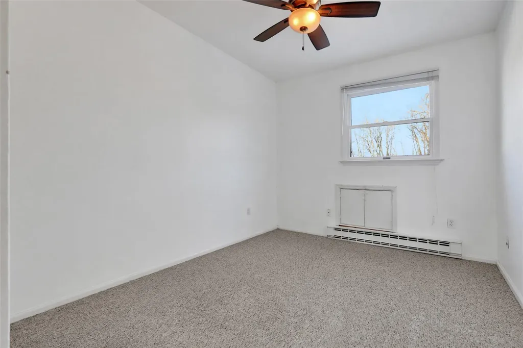 39 Roundtree Court Beacon NY 12508