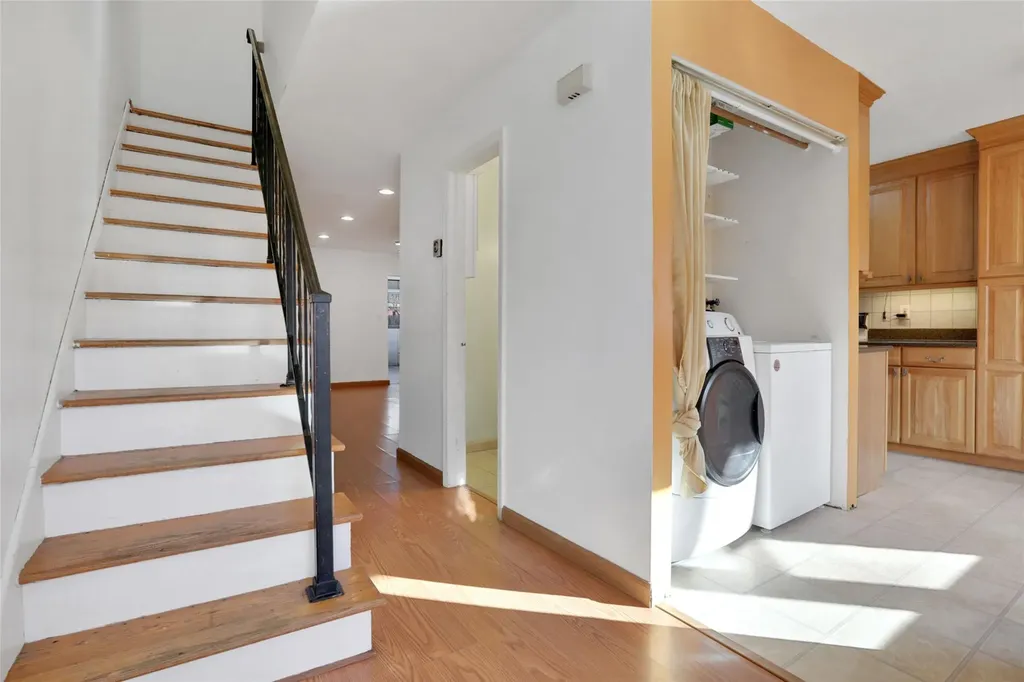 39 Roundtree Court Beacon NY 12508