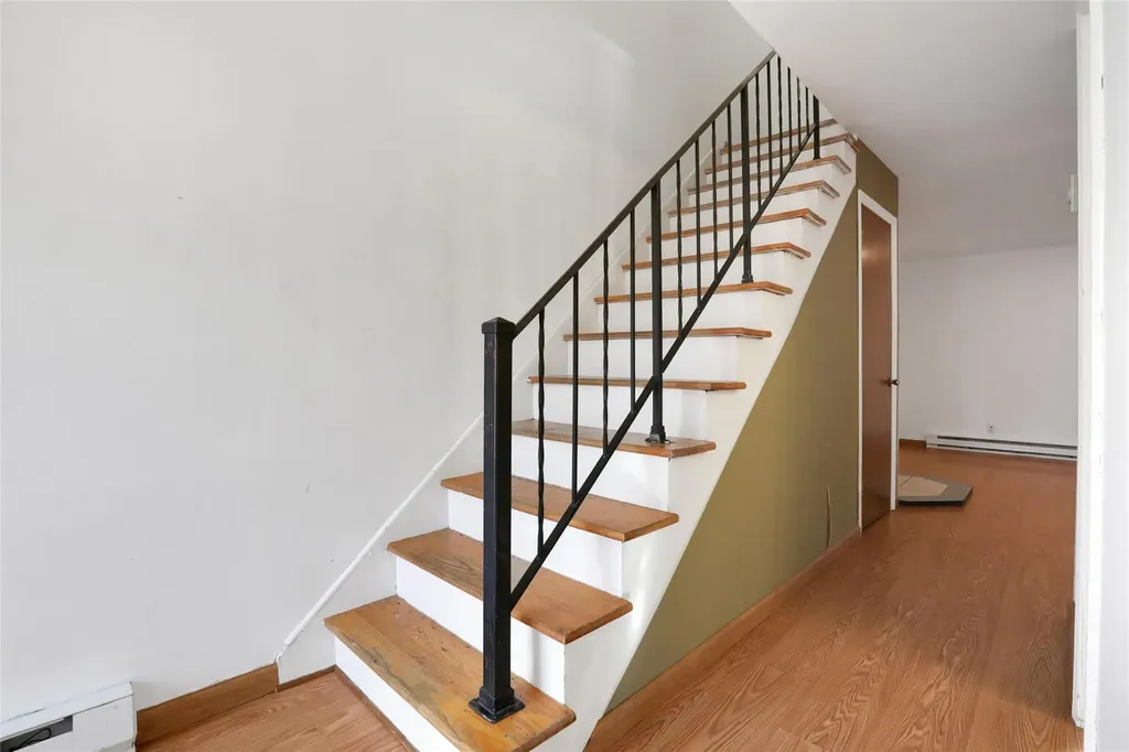 39 Roundtree Court Beacon NY 12508