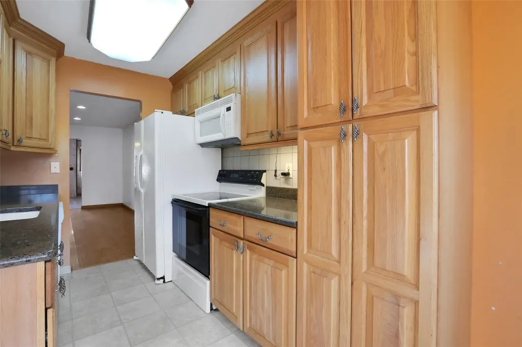 39 Roundtree Court Beacon NY 12508