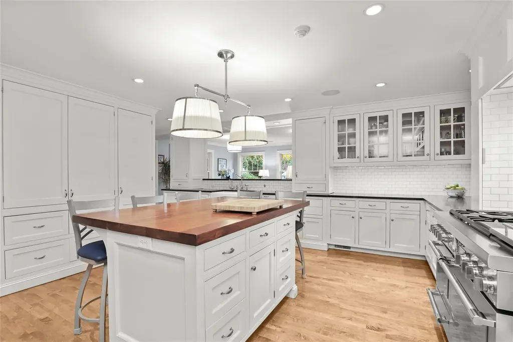 17 Gladwin Place Bronxville NY 10708