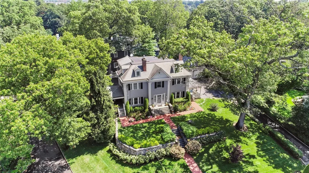 17 Gladwin Place Bronxville NY 10708