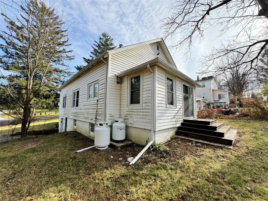 13 Lango Road Amenia NY 12501