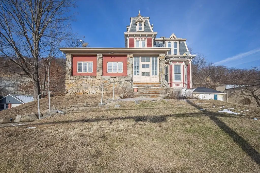 36 Wayne Avenue Suffern NY 10901