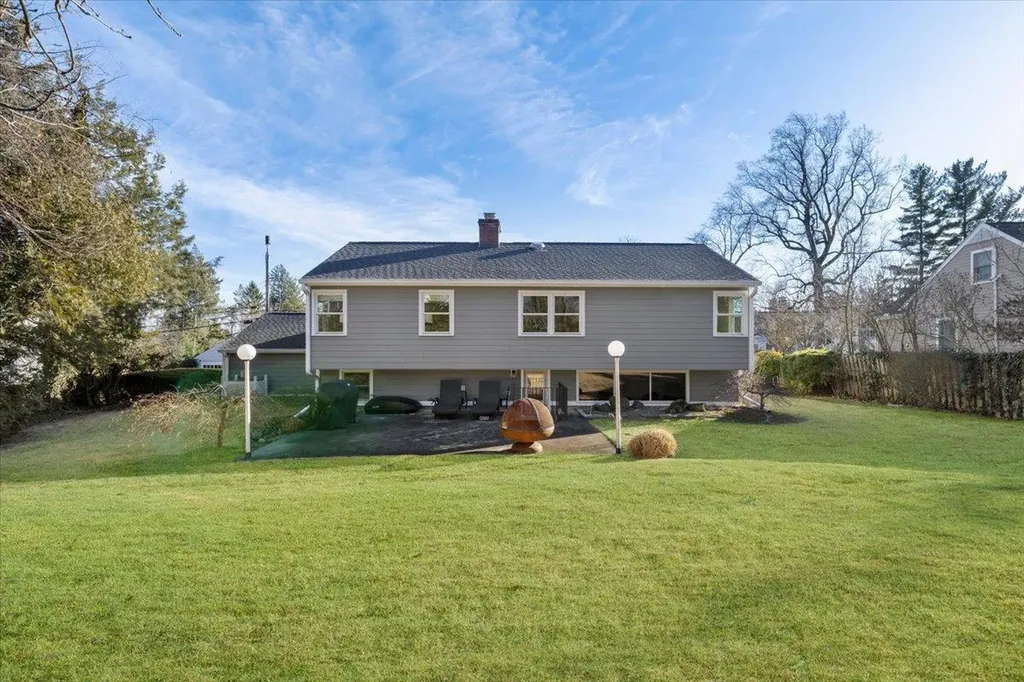 6 Homeside Lane White Plains NY 10605