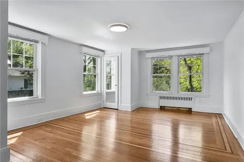 38 Mayhew Avenue Larchmont NY 10538