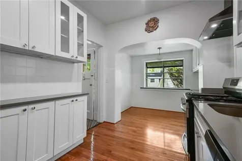 38 Mayhew Avenue Larchmont NY 10538