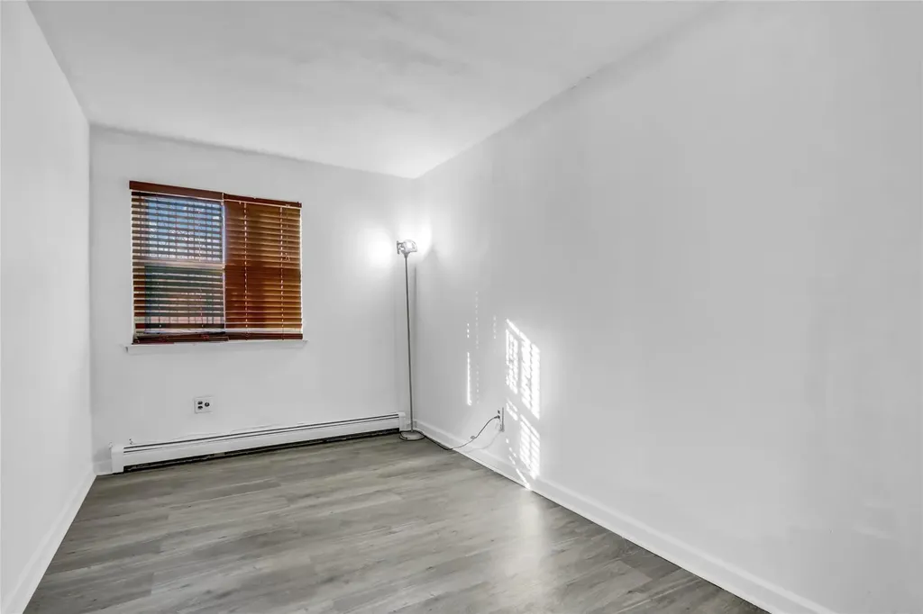 534 Warwick Street Brooklyn NY 11207