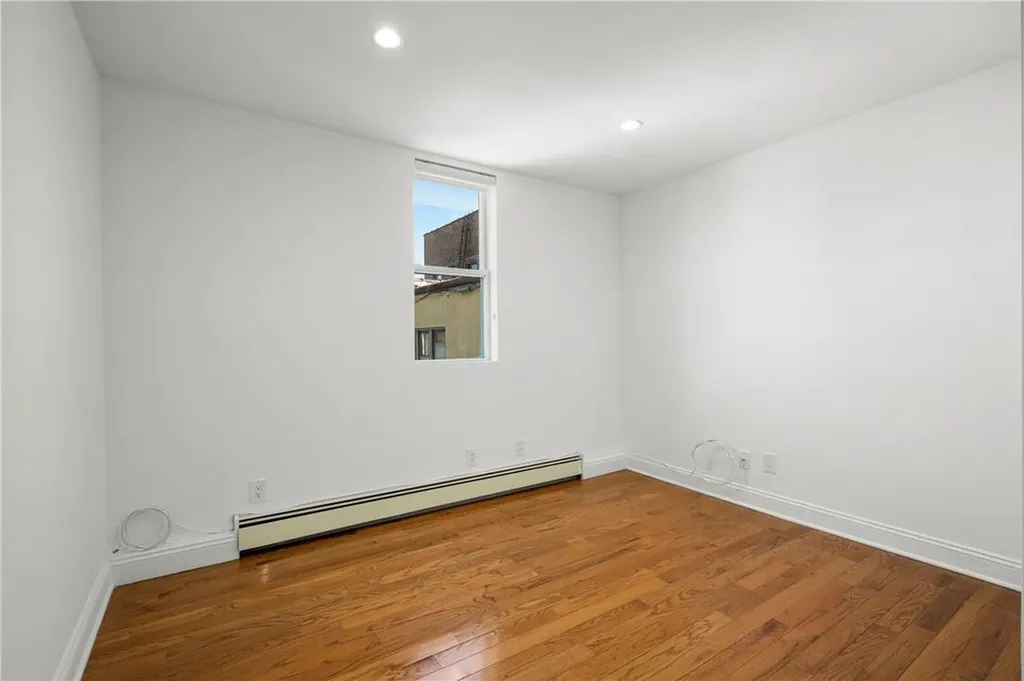 1 Post Alley Larchmont NY 10538
