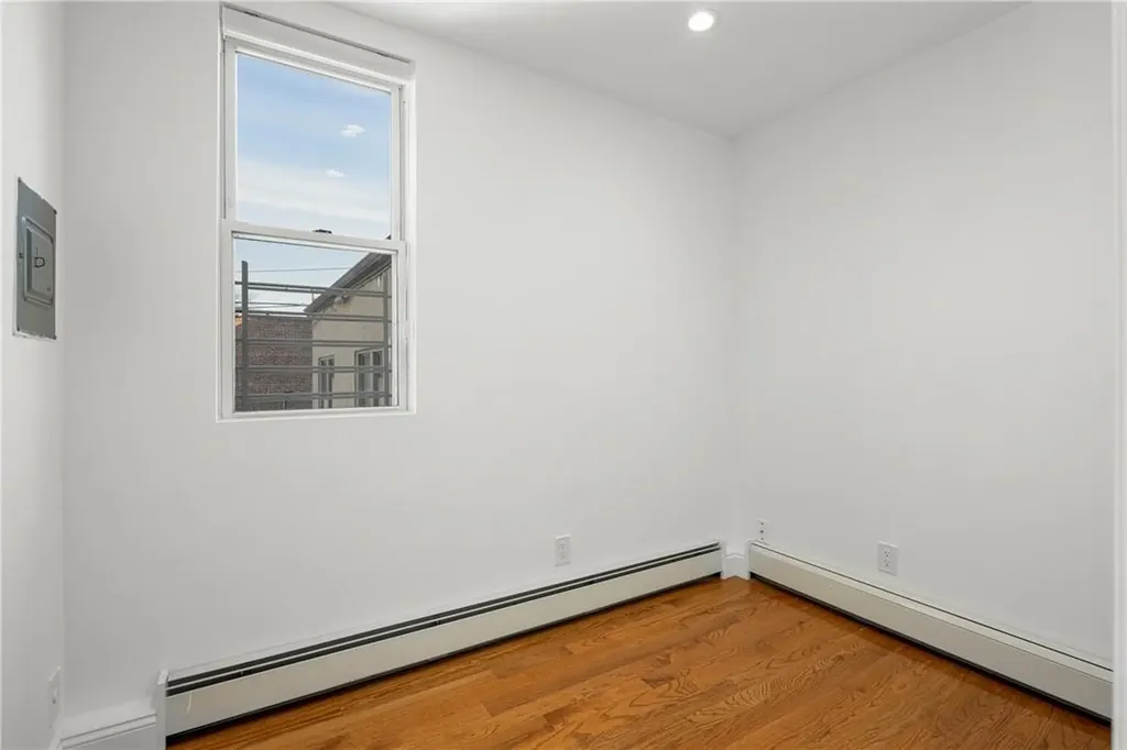 1 Post Alley Larchmont NY 10538