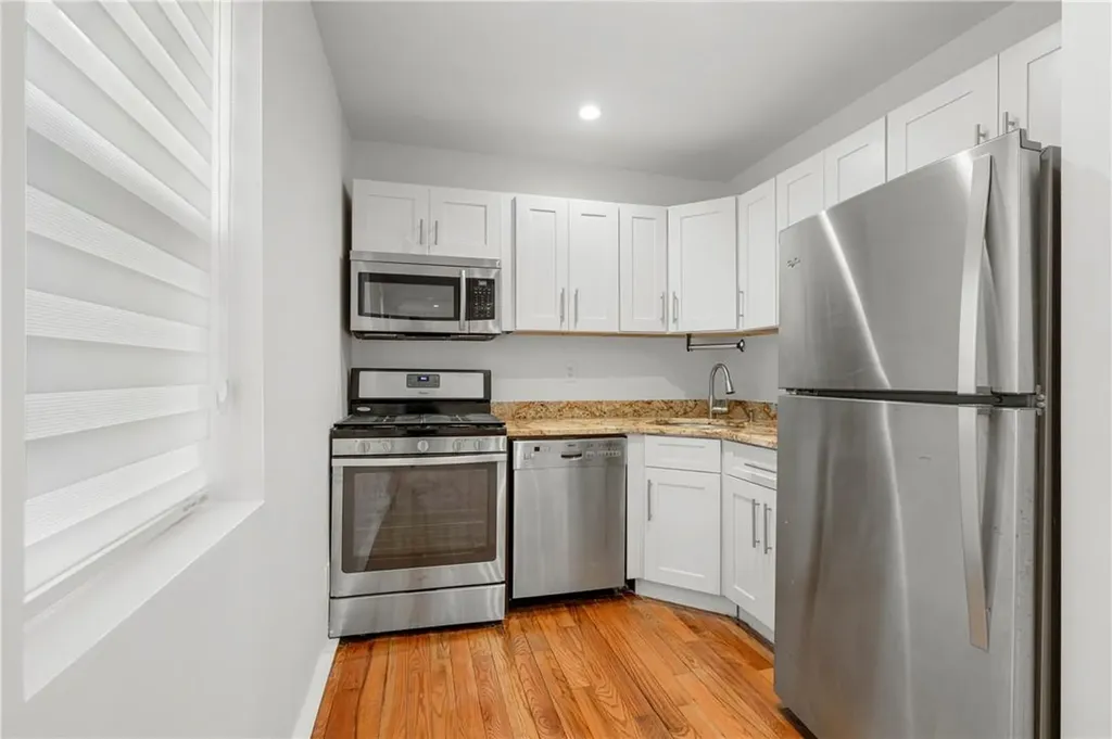 1 Post Alley Larchmont NY 10538
